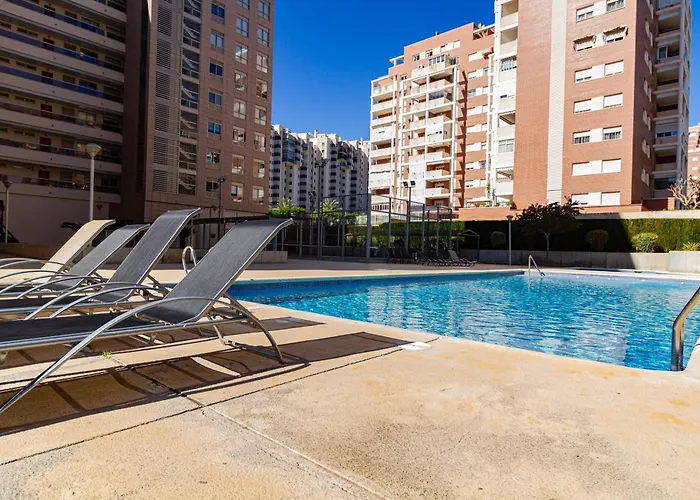 Amazing Apartments In The Modern Coruna Building, Near The Beach, Pool & Garage