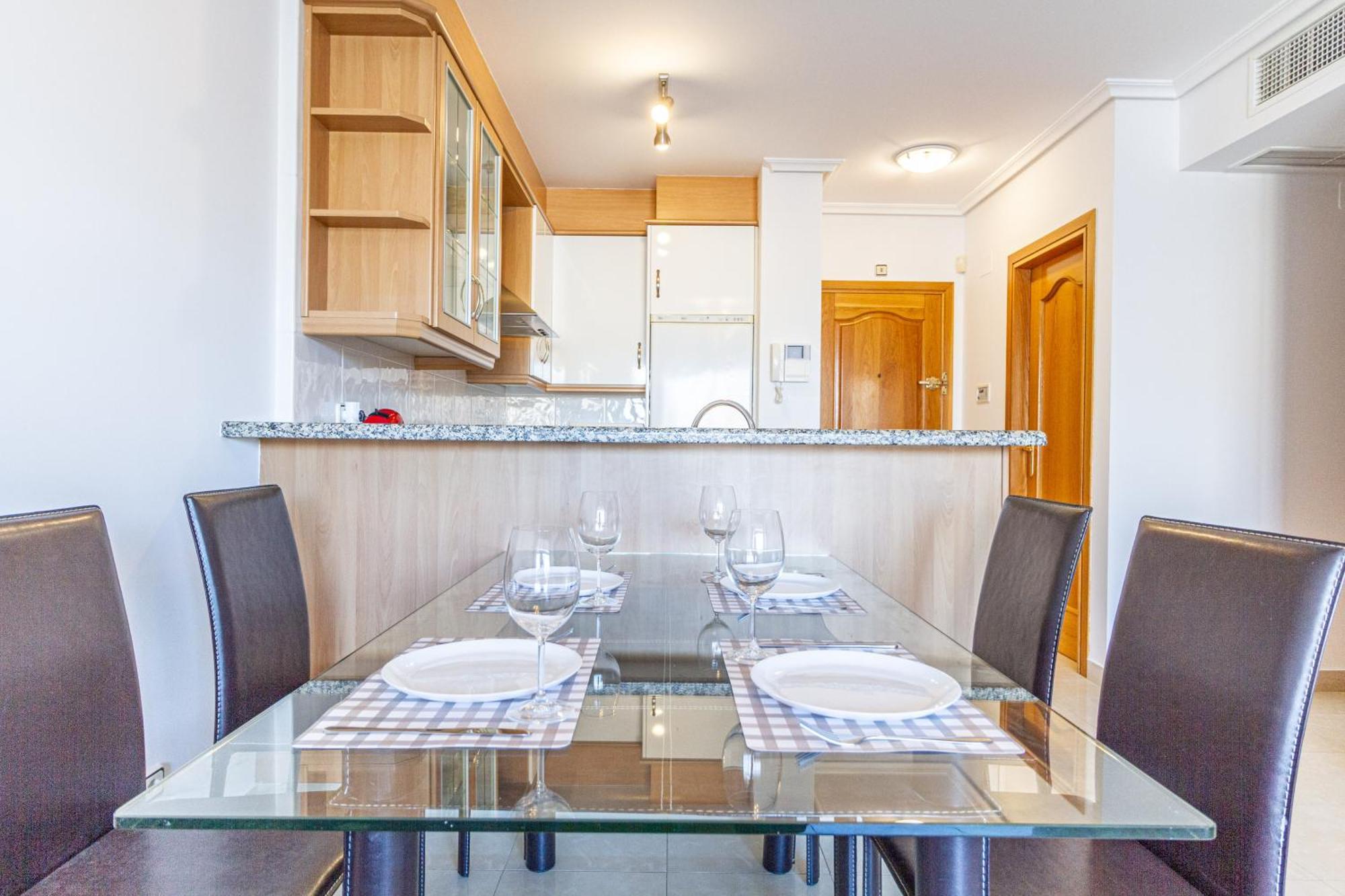 Amazing In The Modern Coruna Building, Near The Beach, Pool & Garage Apartment *