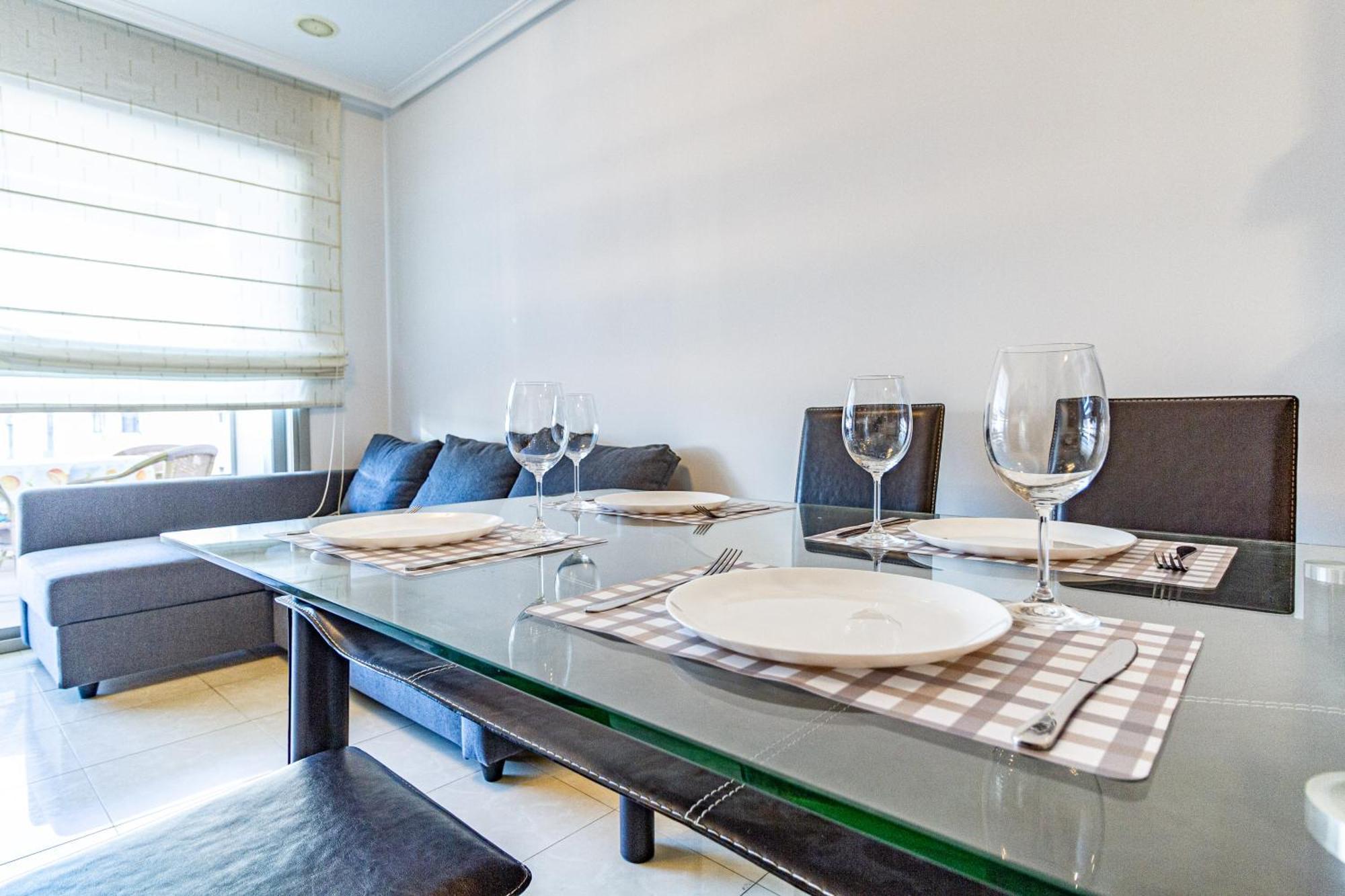 Amazing In The Modern Coruna Building, Near The Beach, Pool & Garage Apartment