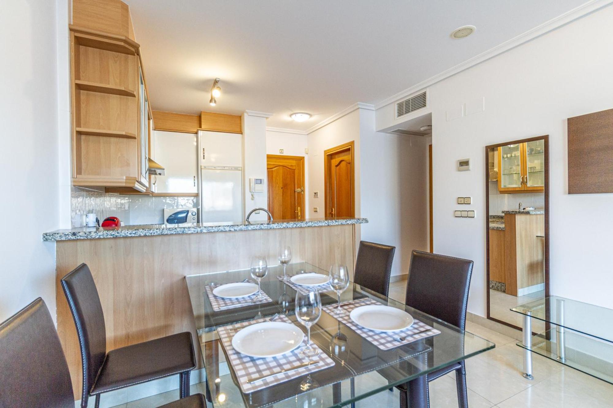 Amazing In The Modern Coruna Building, Near The Beach, Pool & Garage Apartment *